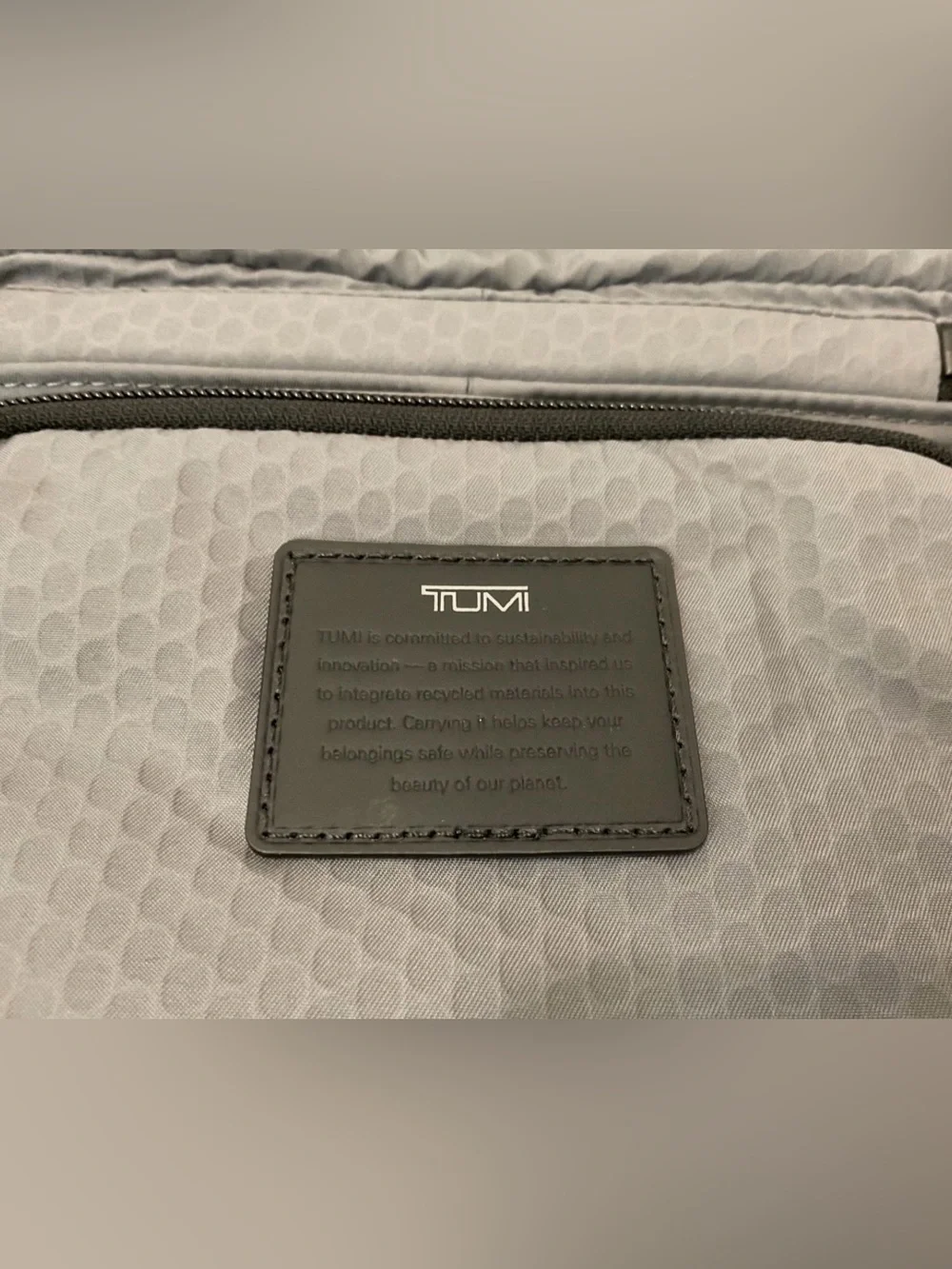 NEW Tumi ALPHA BRAVO 9.5” RESPONSE Travel Kit Dopp Toiletry Kit - BLACK